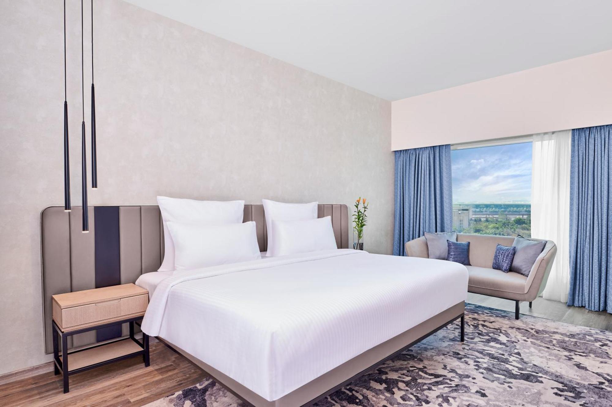 Novotel Mumbai International Airport Dış mekan fotoğraf Deluxe Ocean View